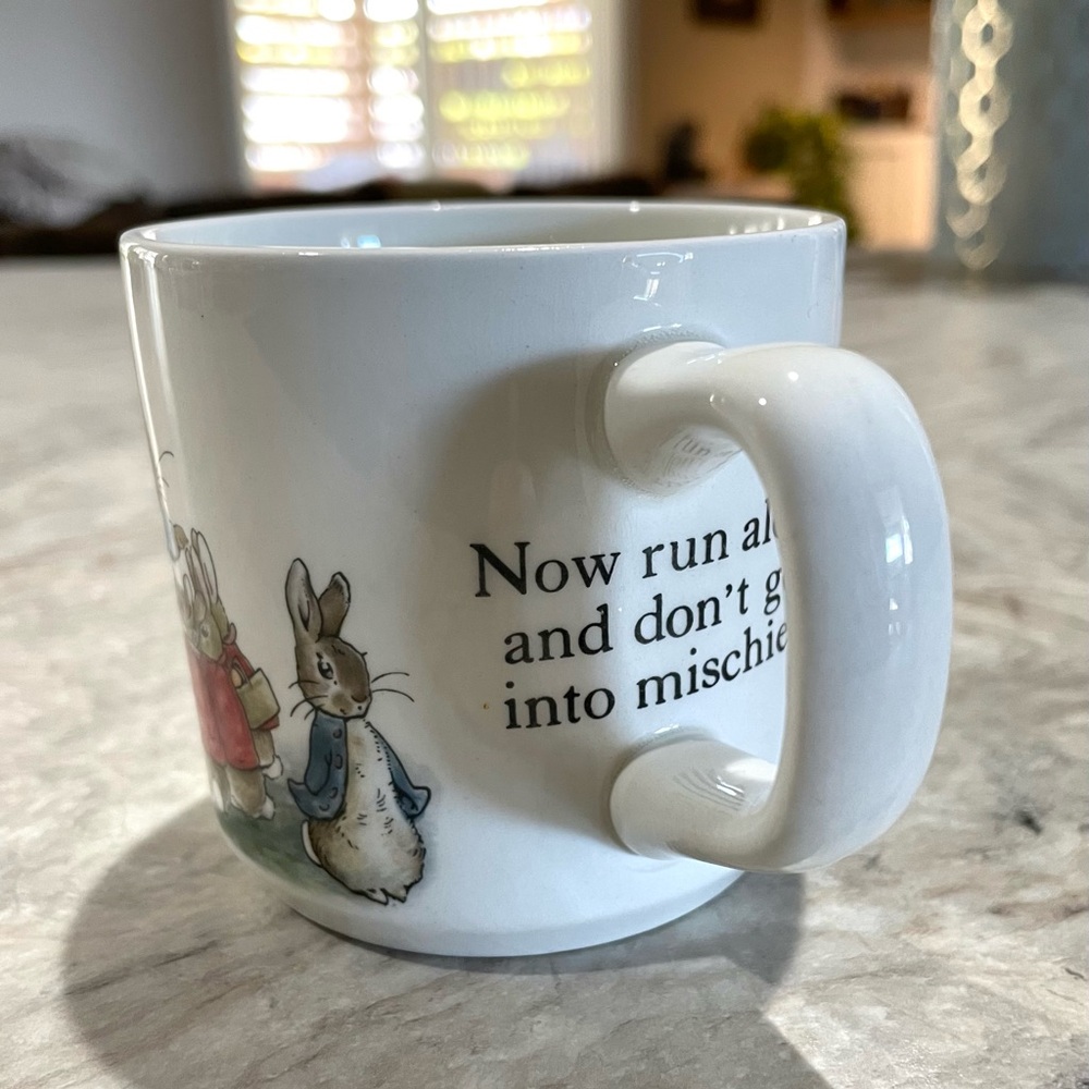 Peter Rabbit Kids Mug - Picture 3 of 6